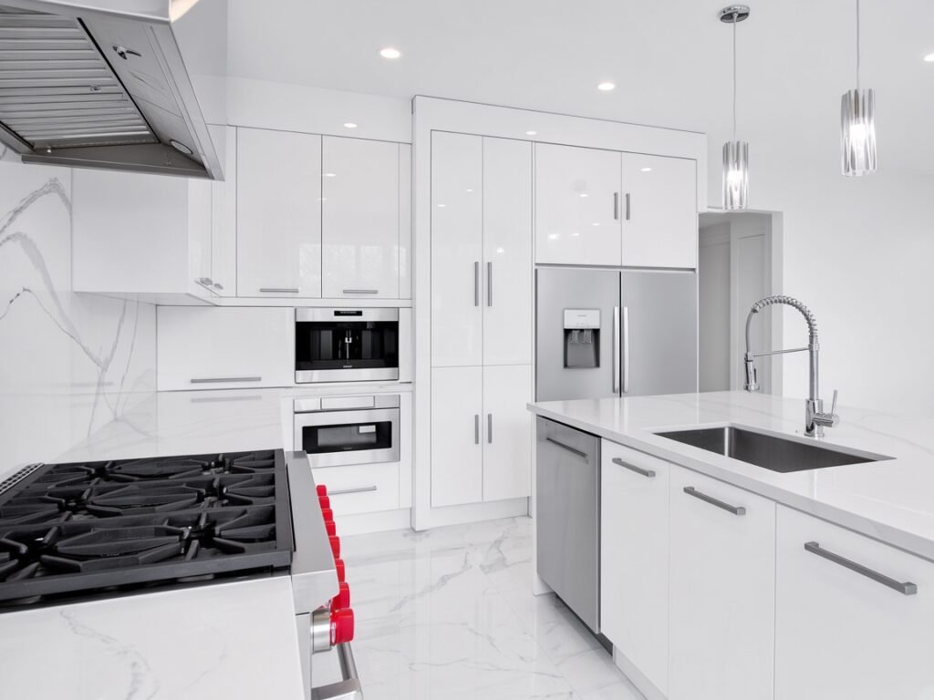 High Gloss White